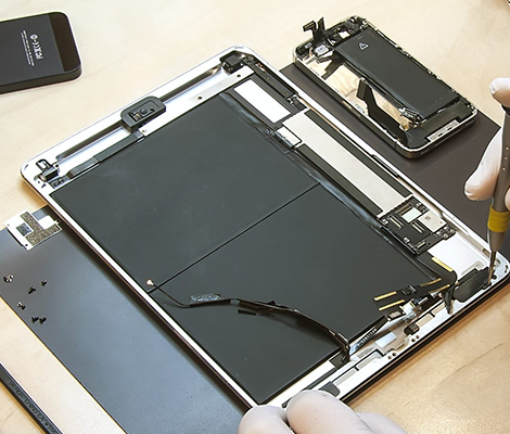 Why Choose Our iPad Repair Service?